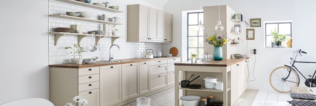 Schuller Kitchens Cameo Sand Grey Satin